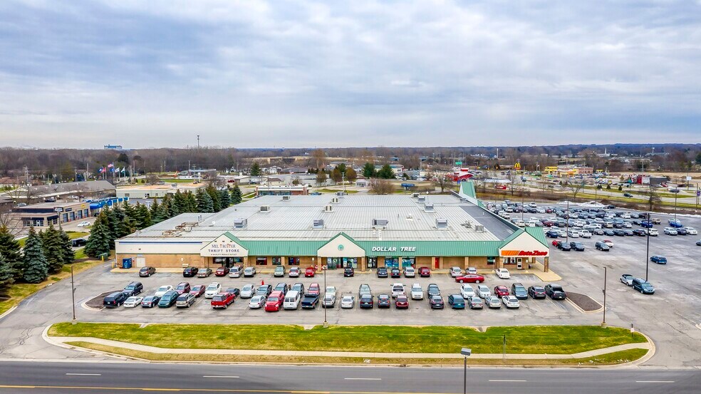 More Photos Of 7500 Cottonwood Dr, Jenison Storefront For Sale