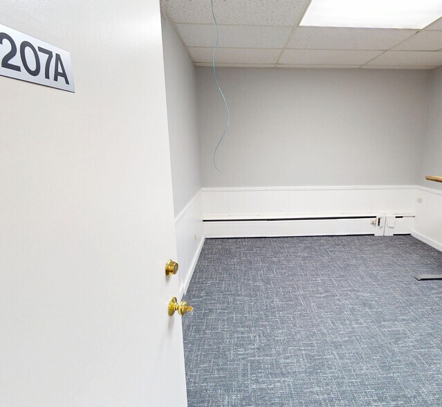 More Photos Of 135 Park Ave, Barrington Office For Sale