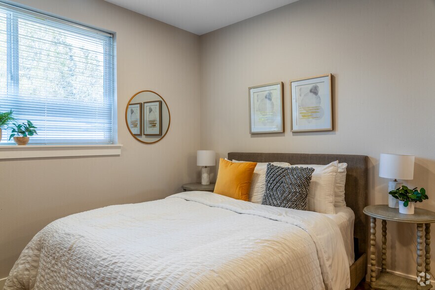 More Photos Of 4775 NE 107th Ave, Portland Apartments For Sale