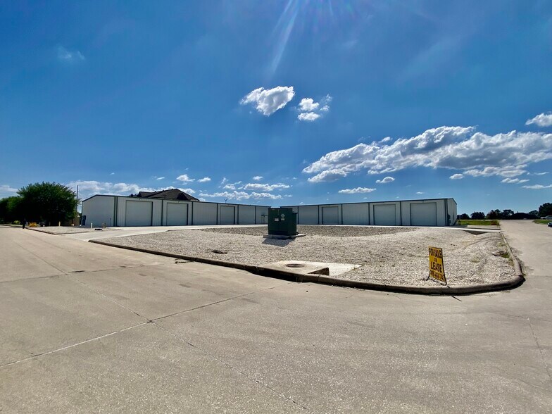More Photos Of 2023 H O Mills hwy, Port Arthur Warehouse For Lease