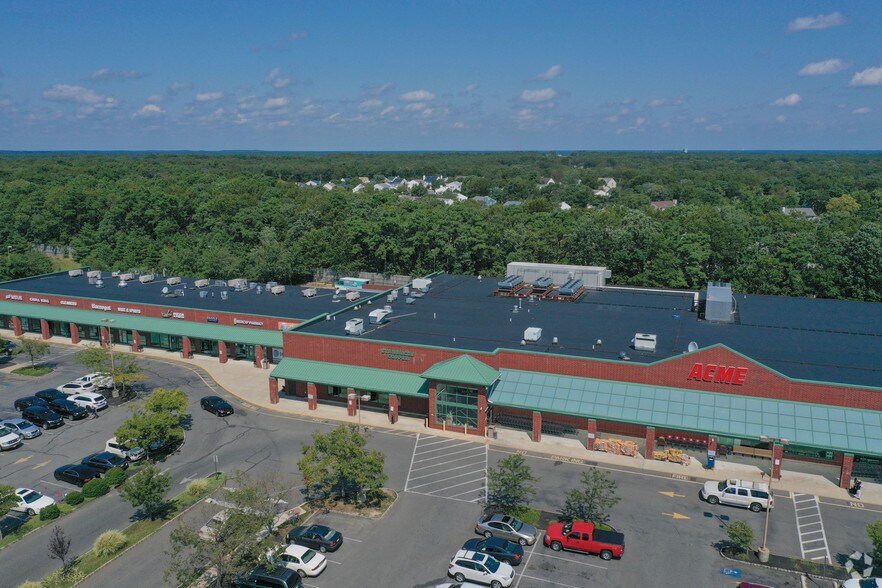 More Photos Of 912 W Bay Ave, Barnegat Storefront For Lease