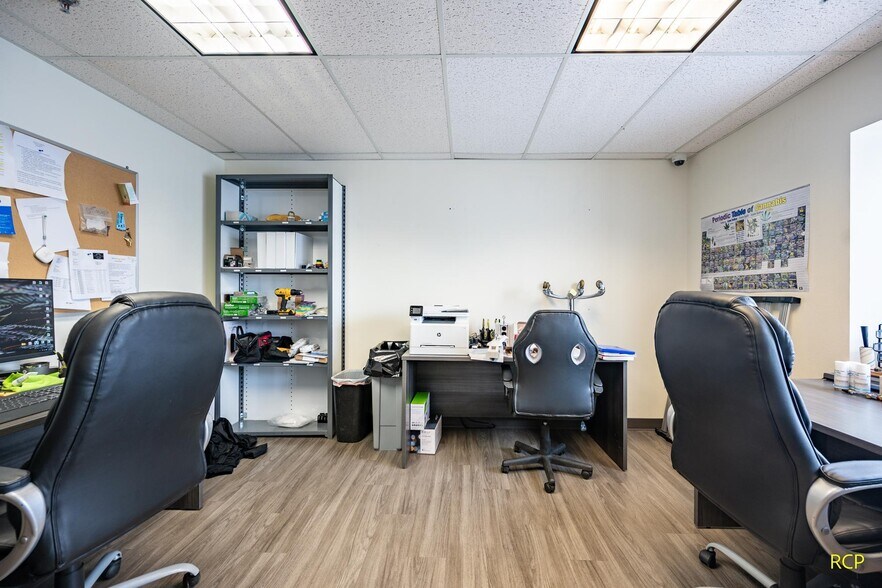 More Photos Of 1400 Kaster Rd, Saint Helens Manufacturing For Sale