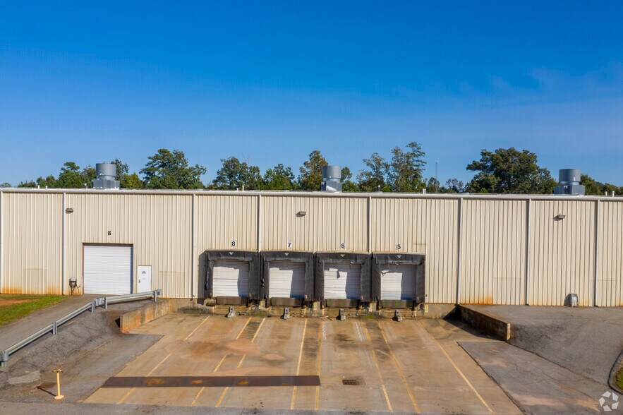 More Photos Of 2 Greentree Rd, Anderson Warehouse For Lease