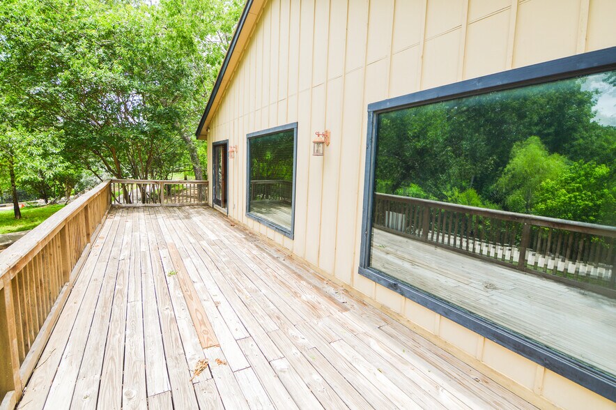 More Photos Of 128 W Theissen St, Boerne Land For Sale