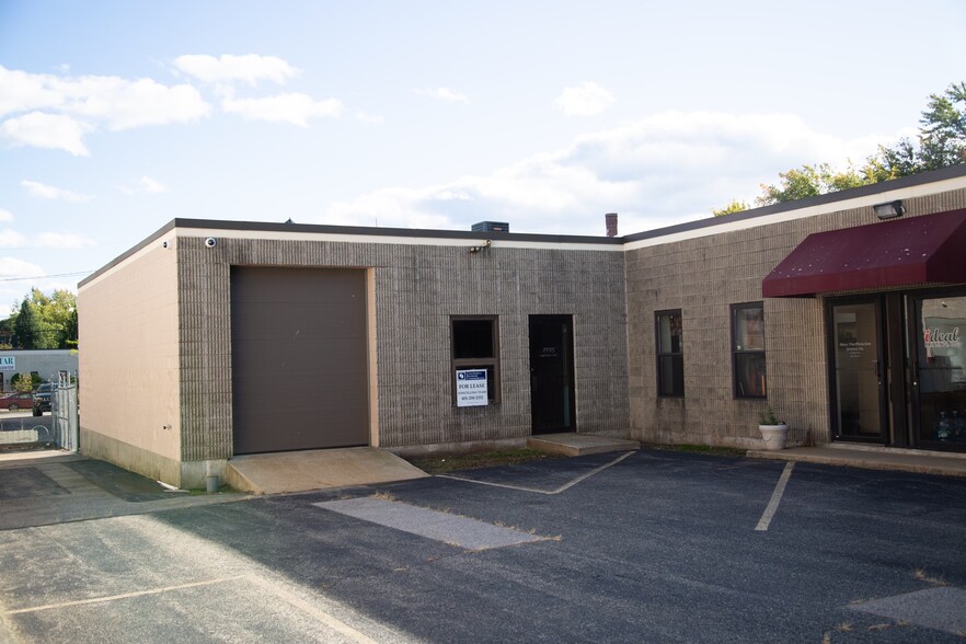 Primary Photo Of 24 Greco Ln, Warwick Manufacturing For Lease