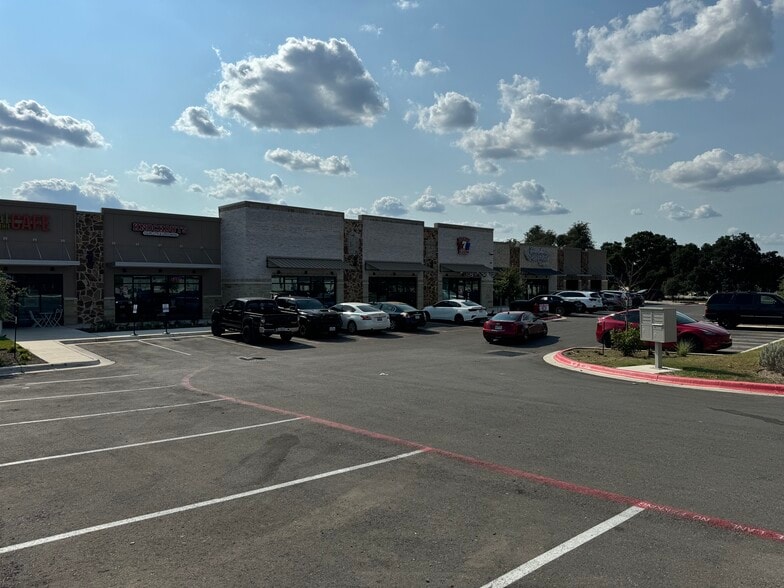 More Photos Of 2980 Joe Dimaggio Blvd, Round Rock Unknown For Lease