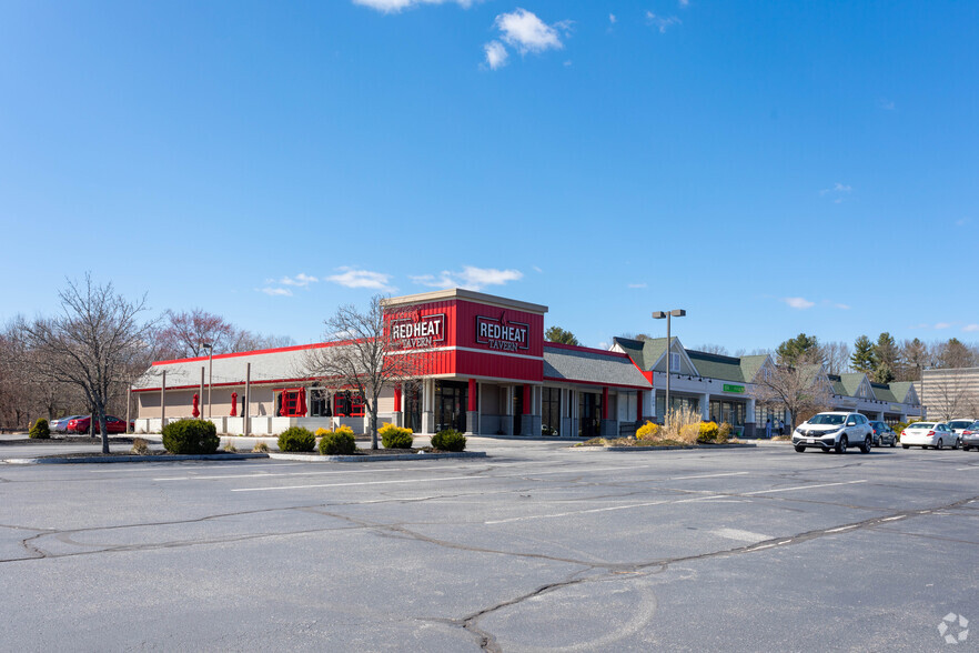 Primary Photo Of 225-227 Turnpike Rd, Westborough Storefront For Lease