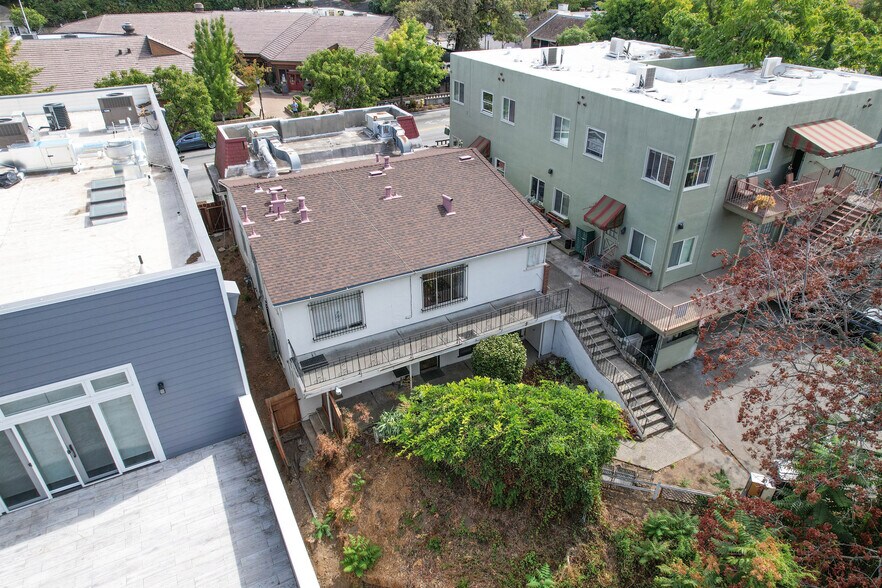 More Photos Of 14527-14529 Big Basin Way, Saratoga Storefront Retail Residential For Sale