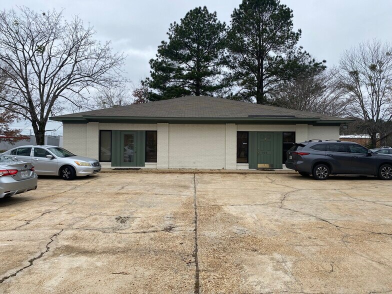 More Photos Of 106 Office Park Dr, Brandon Office For Sale