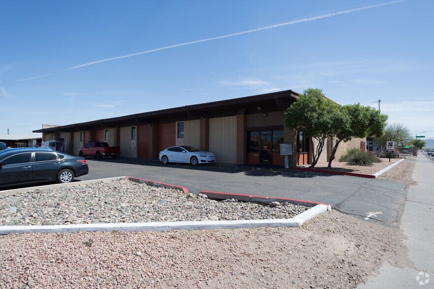 More Photos Of 2201-2231 S 7th Ave, Phoenix Warehouse For Lease