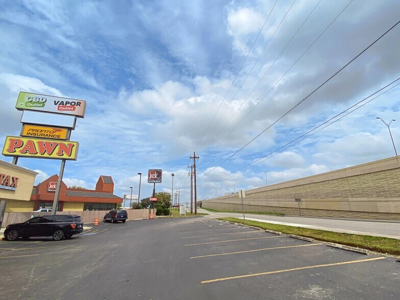 More Photos Of 6407-6413 NW Loop 410, San Antonio Unknown For Lease