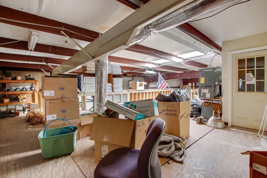 More Photos Of 9296 S Main St, Jonesboro Service For Sale