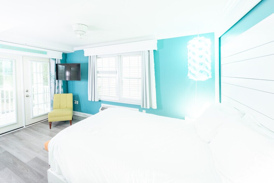 More Photos Of 34 6th St, Rehoboth Beach Hospitality For Sale