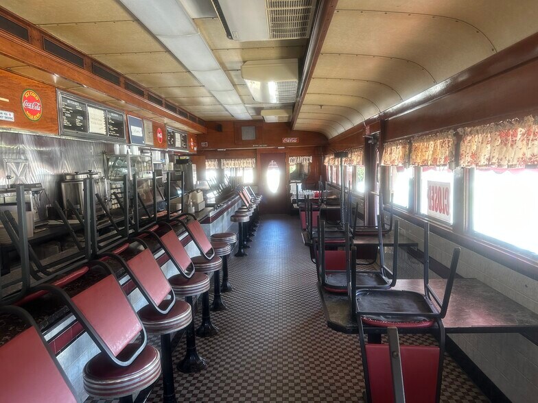 More Photos Of 189 E Lancaster Ave, Malvern Restaurant For Lease