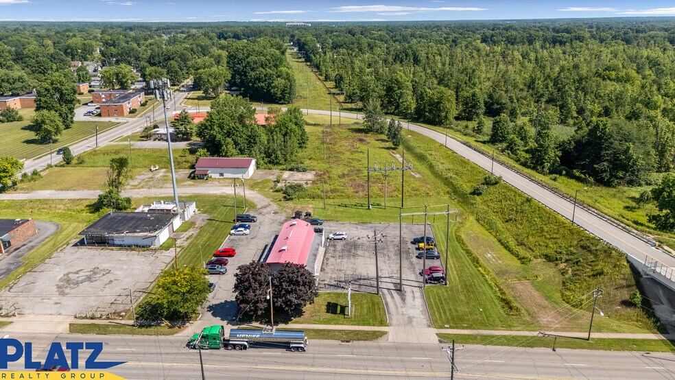 More Photos Of 2600 W Market St, Warren Restaurant For Sale