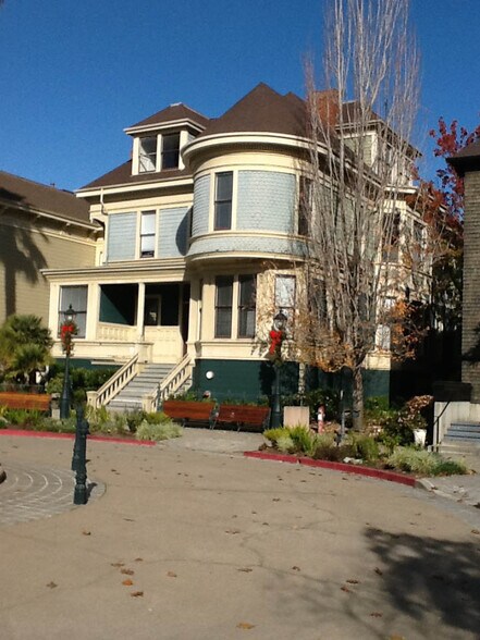 More Photos Of 654 13th St, Oakland Unknown For Lease