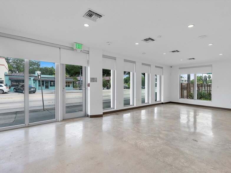 More Photos Of 7610 Biscayne Blvd, Miami General Retail For Sale