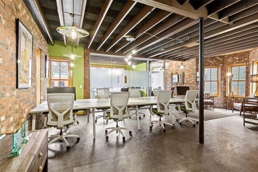 More Photos Of 383 Park Ave, Rochester Office Residential For Sale