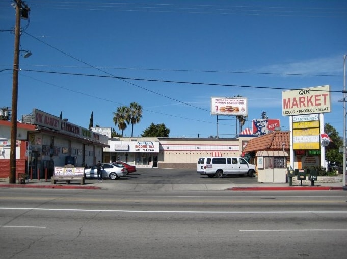 Primary Photo Of 7601-7617 Vineland Ave, Sun Valley Freestanding For Lease
