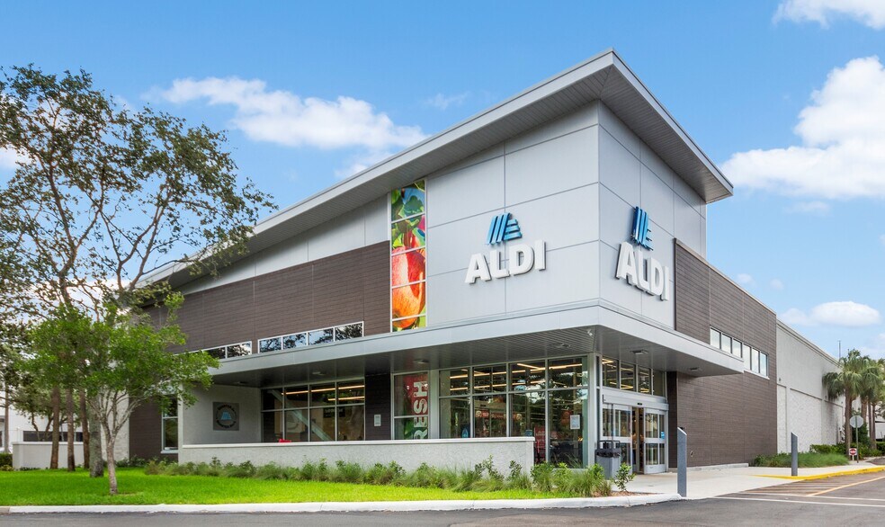 More Photos Of 651 N University Dr, Coral Springs Freestanding For Sale