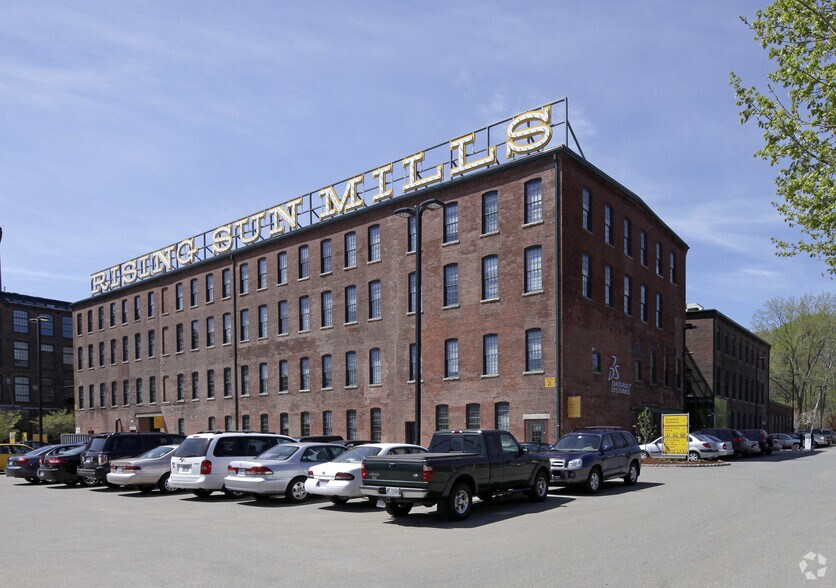 More Photos Of 166 Valley St, Providence Office Residential For Lease