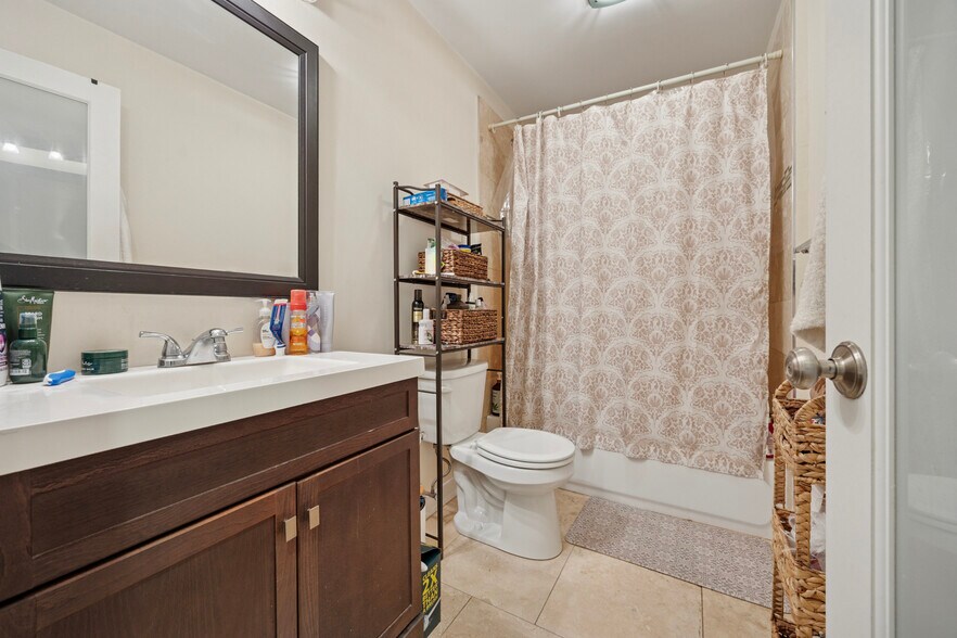 More Photos Of 919 N 19th St, Philadelphia Apartments For Sale