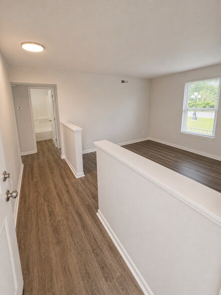 More Photos Of , Washington Multifamily For Sale
