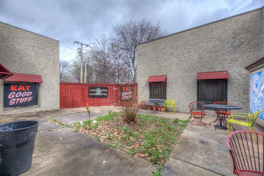 More Photos Of 4311 E 31st St, Tulsa Unknown For Lease