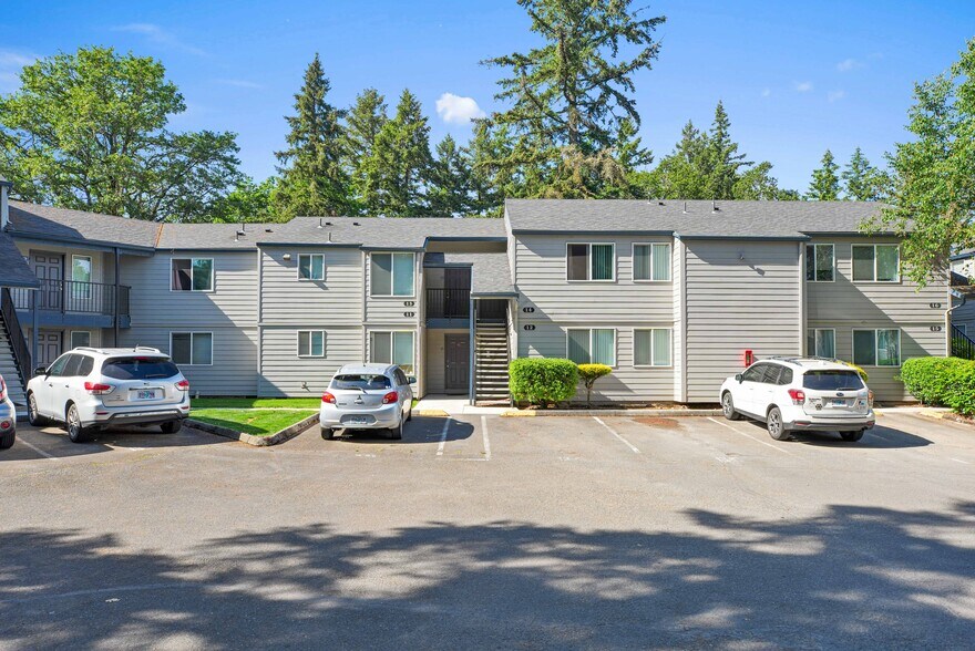 More Photos Of 12425 SE River Rd, Milwaukie Apartments For Sale