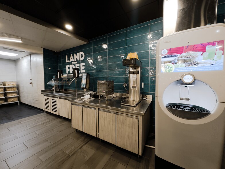 More Photos Of 1053 Bypass 123, Seneca, SC 29678, Seneca Fast Food For Sale