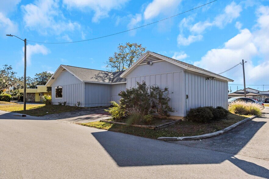 More Photos Of 5417 Grand Blvd, New Port Richey Freestanding For Sale