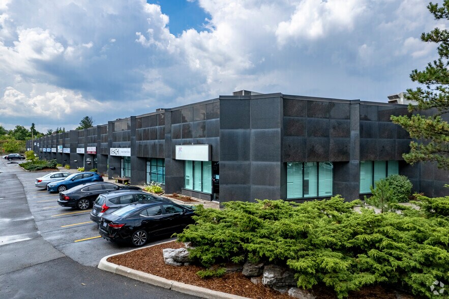 Primary Photo Of 481 N Service Rd, Oakville Flex For Lease