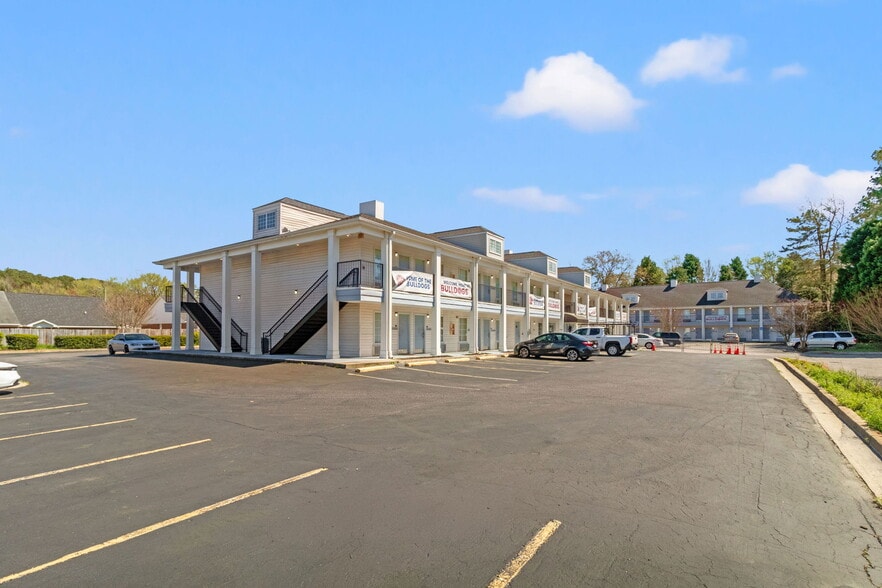 More Photos Of 2350 Chestnut St, Orangeburg Hotel For Sale