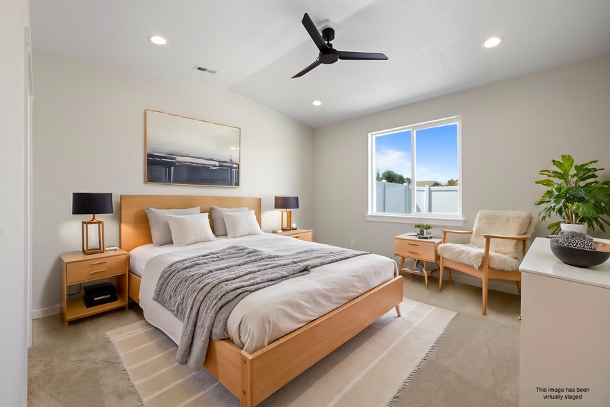 More Photos Of 1101-1109 Fairhaven Loop, Richland Apartments For Sale