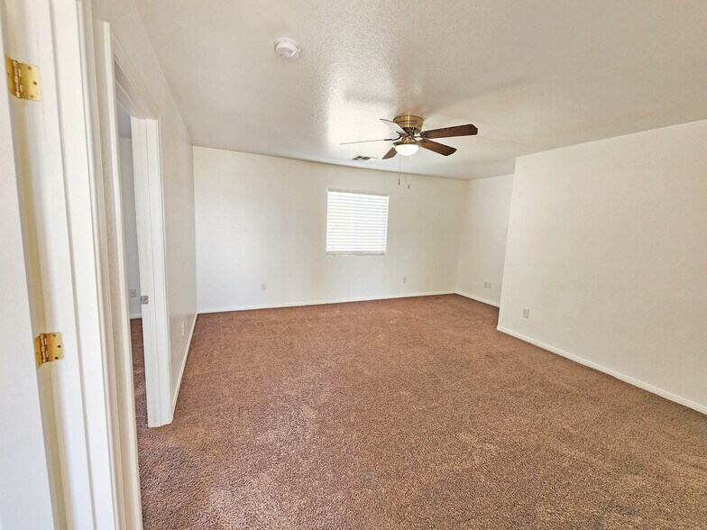 More Photos Of 1951 Teepee Rd, Pahrump Apartments For Sale