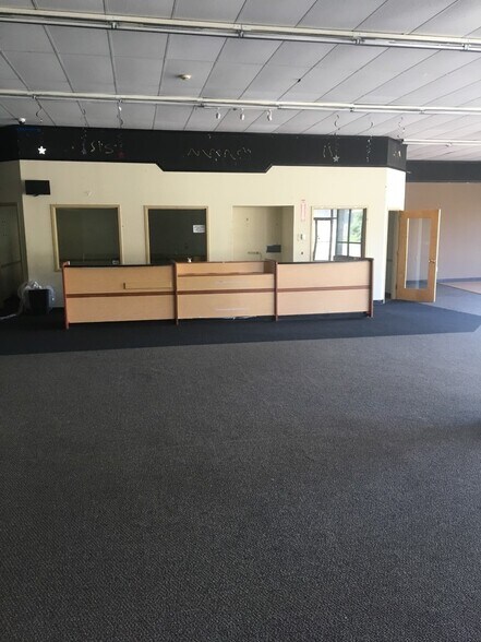 More Photos Of 776 Tonawanda St, Buffalo Freestanding For Lease