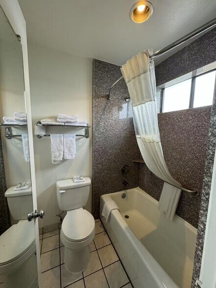 More Photos Of 2156 E Colorado Blvd, Pasadena Hotel For Sale