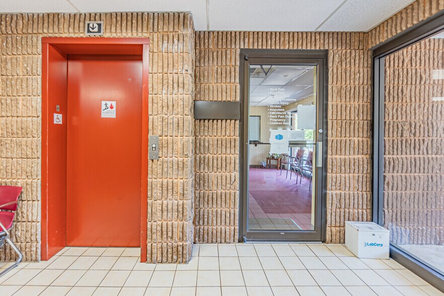 More Photos Of 35-37 Progress St, Edison Medical For Sale
