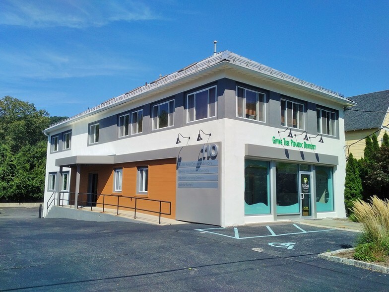 Primary Photo Of 110 Washington Ave, Pleasantville Medical For Lease