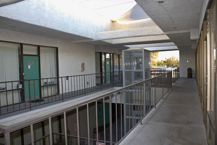 More Photos Of 1600 E Desert Inn Rd, Las Vegas Office For Lease