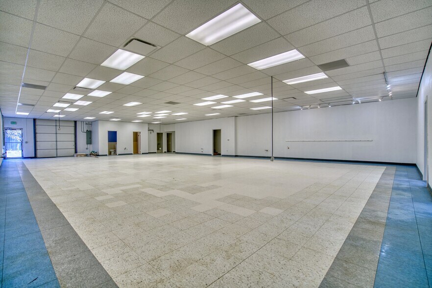 More Photos Of 2200 Central Ave, Boulder Manufacturing For Lease