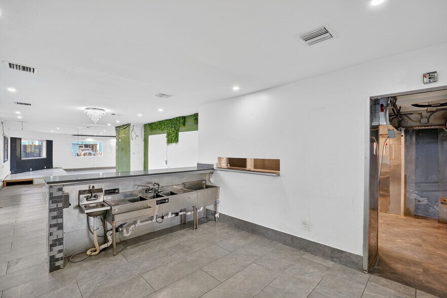 More Photos Of 45 NW 22nd Ave, Miami Restaurant For Lease
