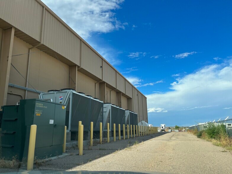 More Photos Of 717 E Industrial Blvd, Pueblo Distribution For Lease