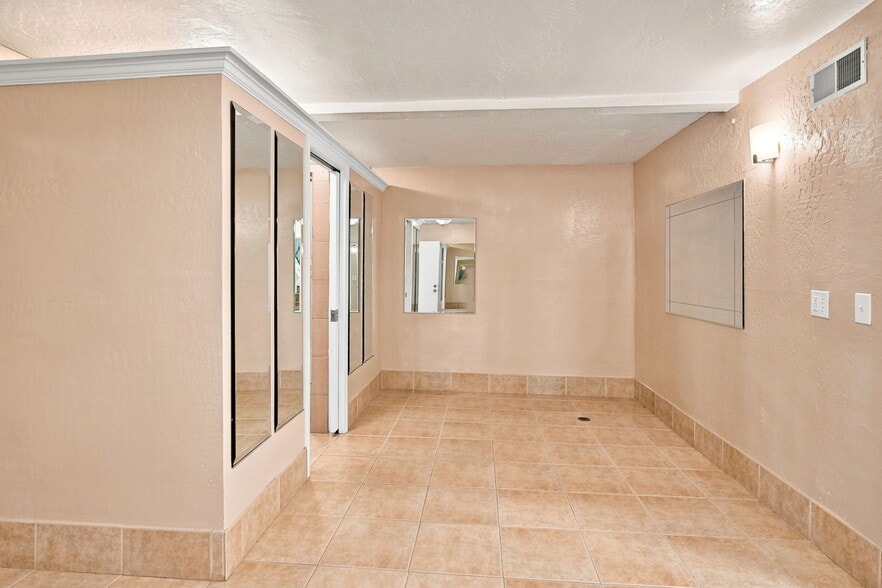 More Photos Of 1135 5th Ave, Crockett Apartments For Sale