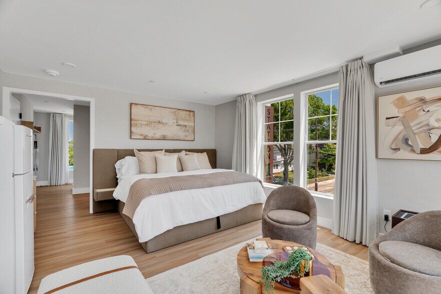 More Photos Of 32 Broadway Ave, Mystic Hotel For Sale