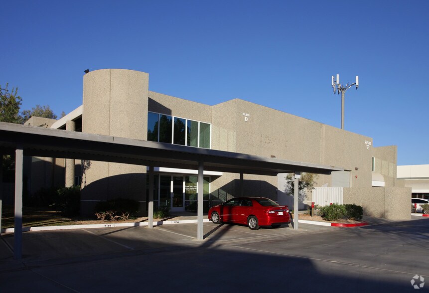 More Photos Of 77530 Enfield Ln, Palm Desert Showroom For Sale