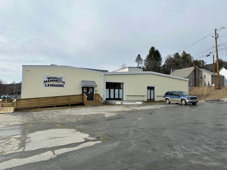 Primary Photo Of 548 W Woodstock Rd, Woodstock Storefront Retail Office For Sale