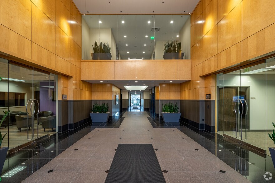 More Photos Of 9020 Overlook Blvd, Brentwood Office For Lease