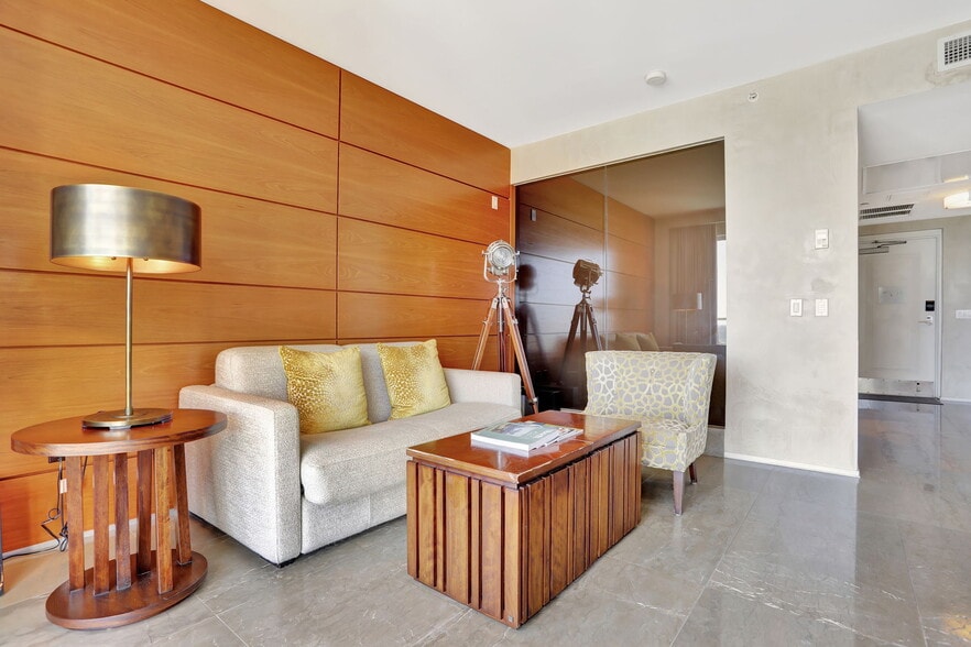 More Photos Of 45 NE 21st Ave, Deerfield Beach Hotel For Sale