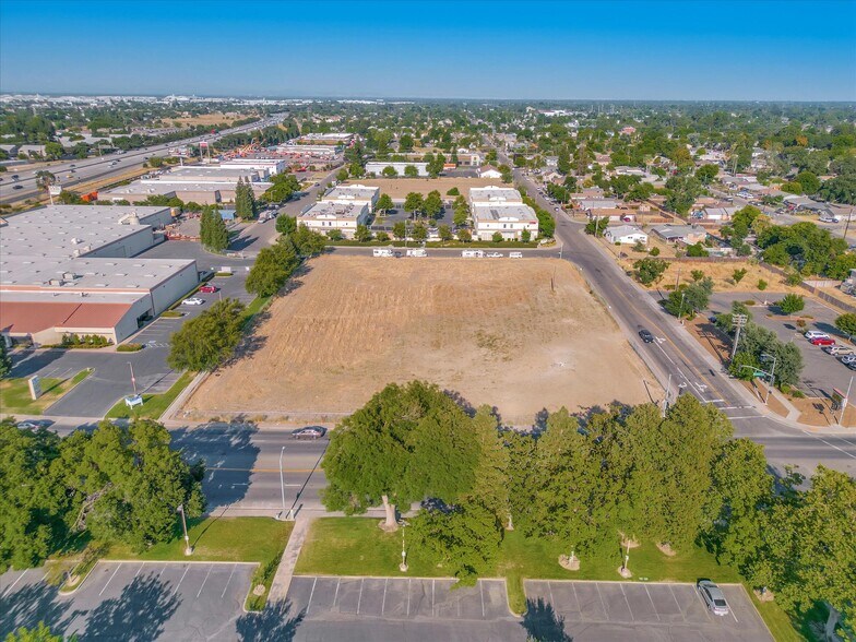 More Photos Of 3940 Norwood Ave, Sacramento Land For Sale